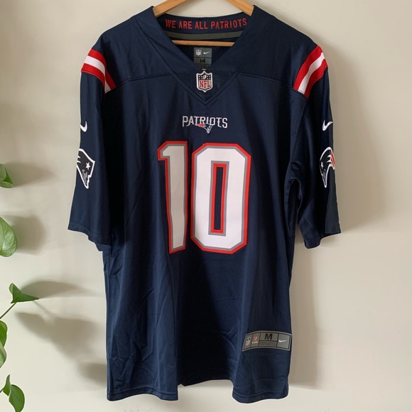New England Patriots Mac Jones Jersey 🏈 - Picture 1 of 5